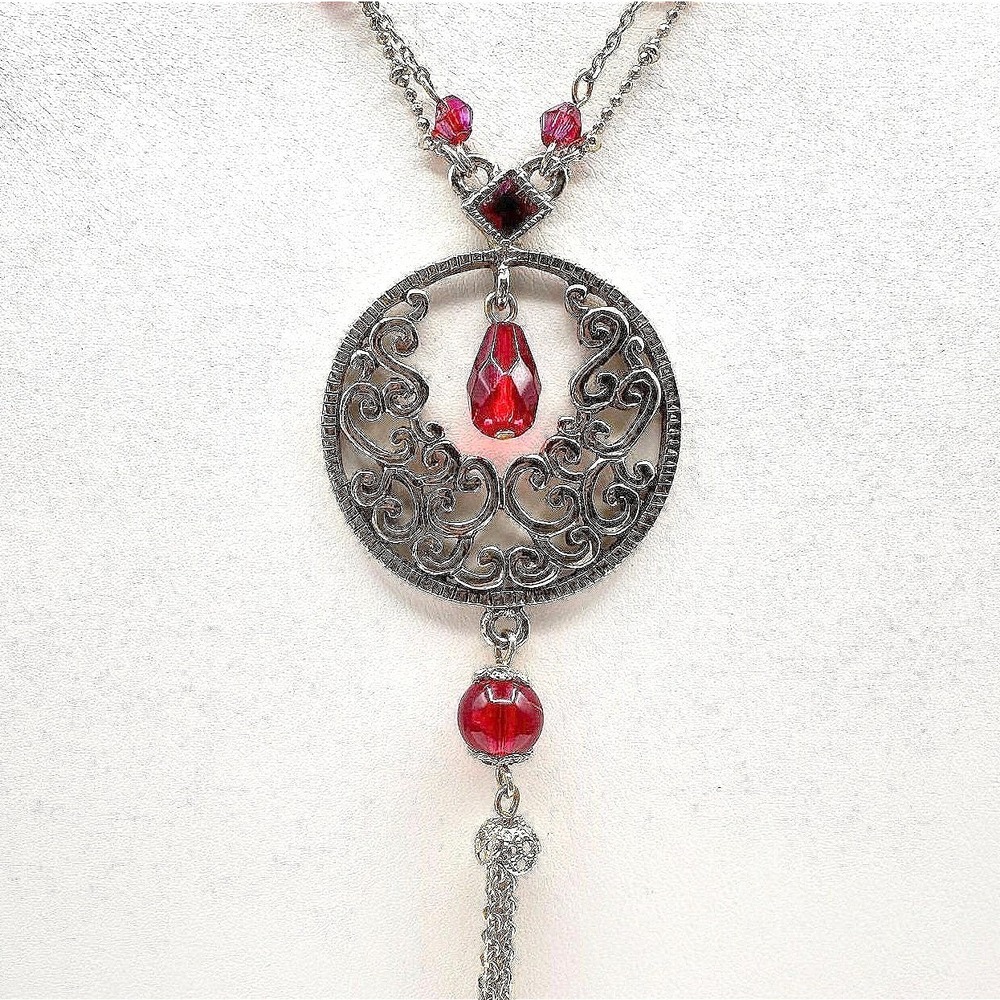 Vintage Y2K Cookie‎ Lee Red Stone Necklace Gold Tone Filigree Tassel Statement